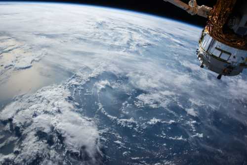 Critical Vulnerability in LEO Satellite Inter-Satellite Laser Links Exposes Global Broadband Backbones to Spoofing