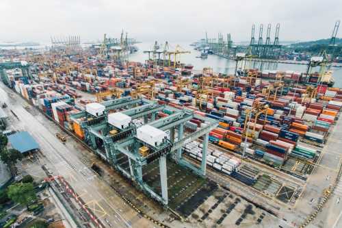The Stagflationary Mirage: Tariff Front-Running, Central Bank Divergence, and the 2026 Growth Cap