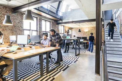 The Startup Crucible: Navigating Capital Concentration, Regulatory Moats, and the Exit Bottleneck